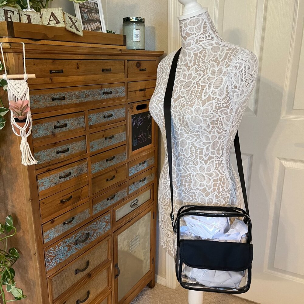 Clear Crossbody SZ LG Satchel Handbag - Stadium Events- Security - NWT - Picture 6 of 9
